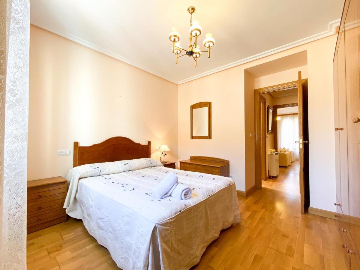 Vivienda Turistica Los Leones Berlanga de Duero Dış mekan fotoğraf