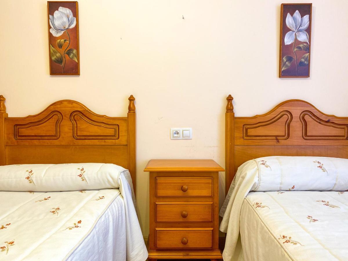 Vivienda Turistica Los Leones Berlanga de Duero Dış mekan fotoğraf
