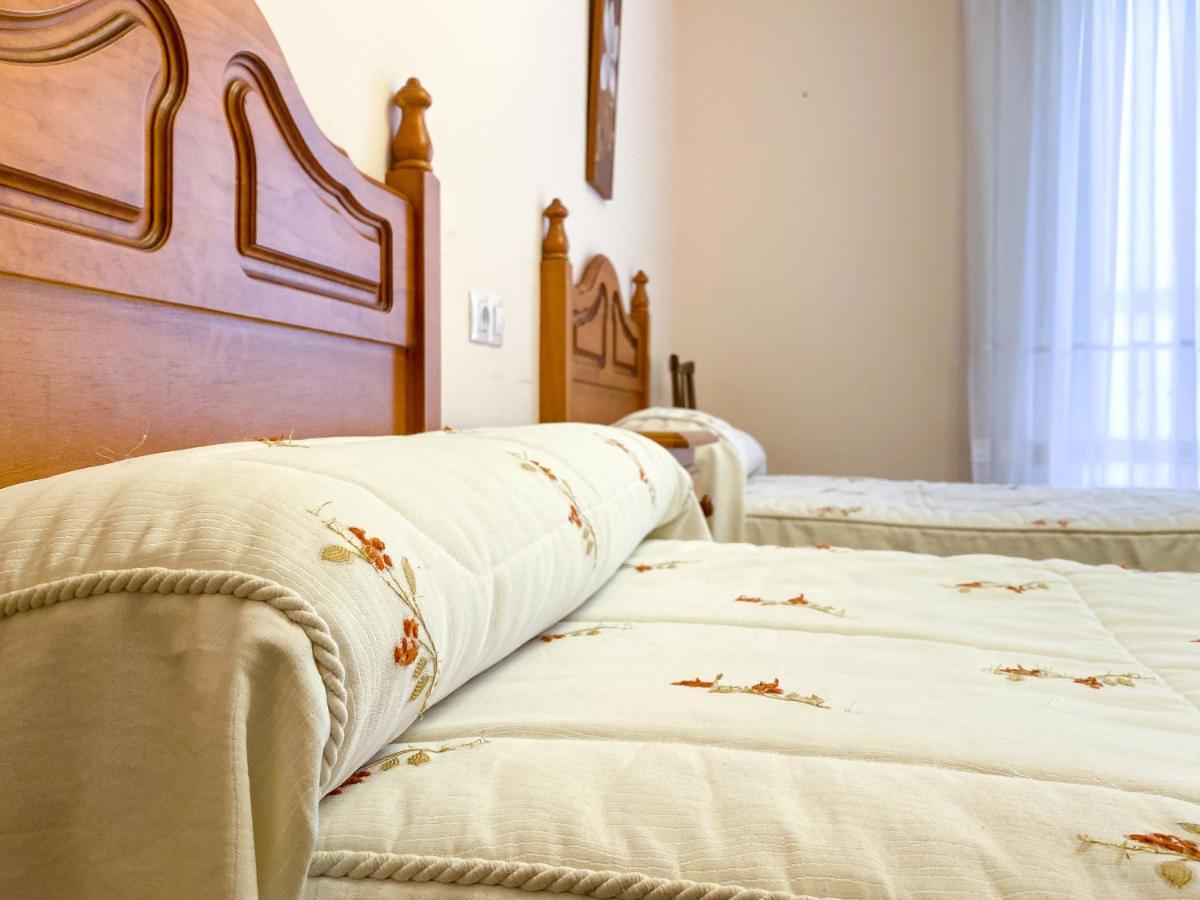 Vivienda Turistica Los Leones Berlanga de Duero Dış mekan fotoğraf