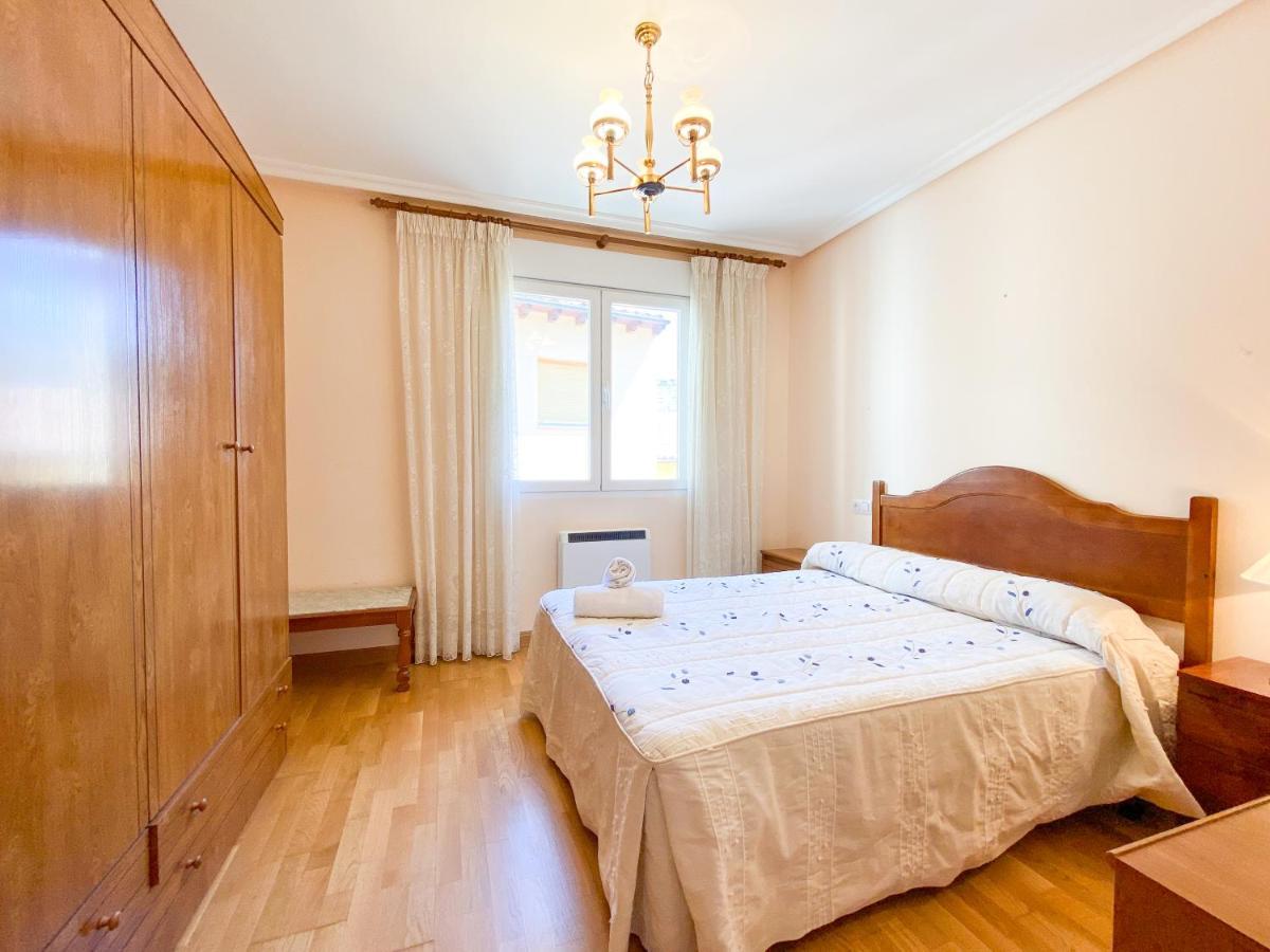 Vivienda Turistica Los Leones Berlanga de Duero Dış mekan fotoğraf